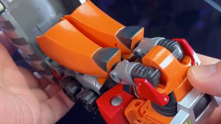 [Binggui's strange commentary] Transformers 08 animation rescue vehicle