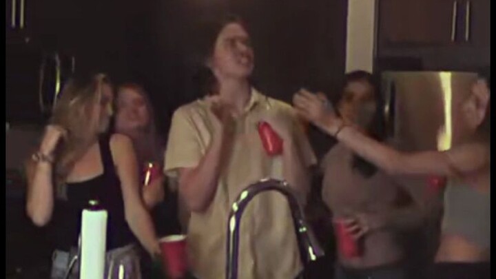 [Phụ đề tiếng Trung] Muốn tán gái, trước tiên……