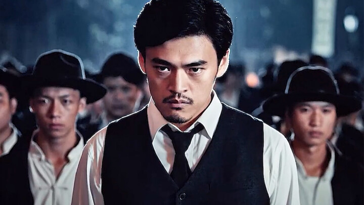 “Black and white collude to show the enemy what ‘Chinese-style overprotective loyalty’ really looks 