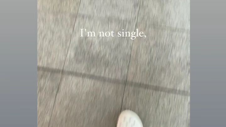 #imsingleandhappy