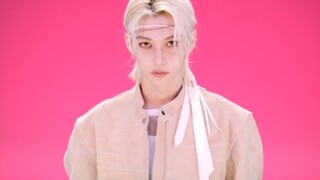 Bài hát trở lại mới nhất của Straykids LALALALA phiên bản dance đã được phát hành