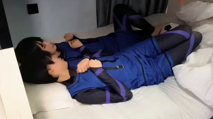 Chikari: What are you doing on the bed?