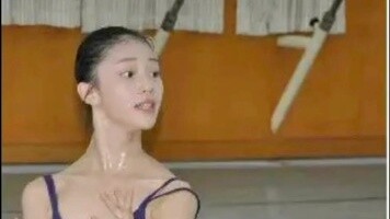 ภาพถ่ายโบราณคดีของ Shen Xiaoting เธอสวยมากตอนที่เธอเรียนมหาวิทยาลัย เธอเป็นสาวงามประจำโรงเรียน