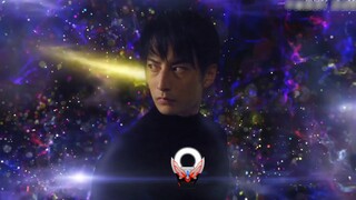 The King of Cosmic Debt, Ultraman Orb - Comparison of Hong Kai's transformations at different times.