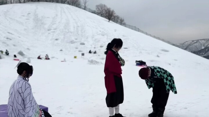 demon slayer in snow 2