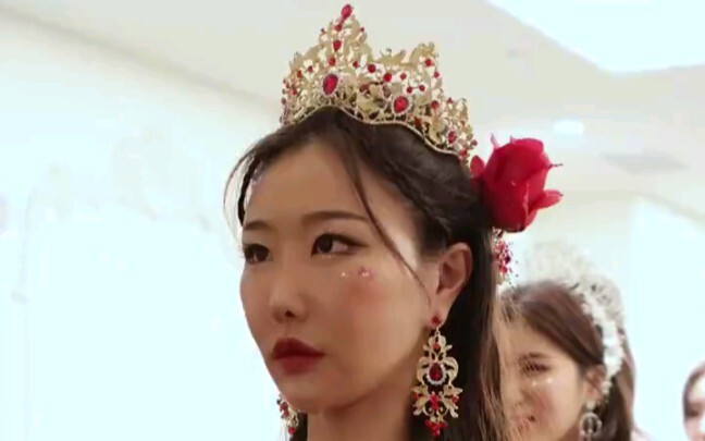 走秀后台