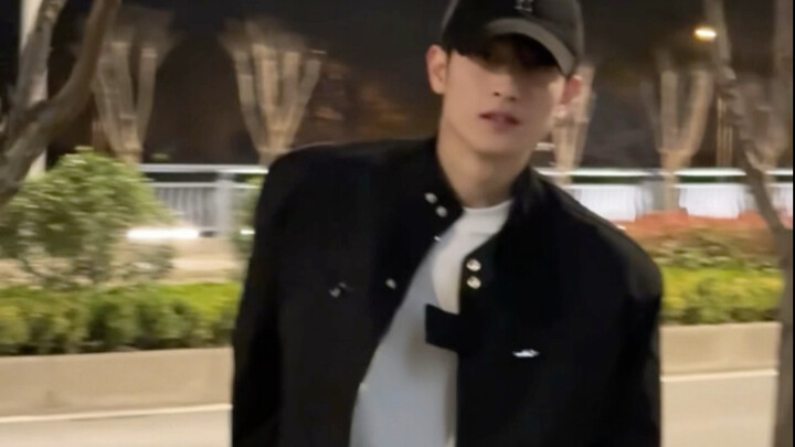 ทุกคนคิดว่าฉันเปลี่ยนแฟนแล้ว…