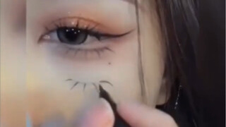 ตา: อืม ทำได้แล้ว มือ: อืม เหนื่อยเลย