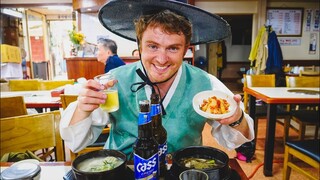 Galbitang (갈비탕): Korean Food + Visiting Gyeongbokgung Palace (경복궁) wearing Hanbok in Seoul, Korea