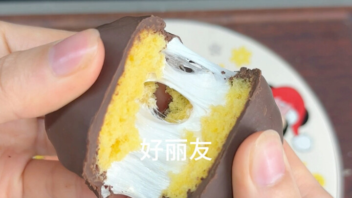 No need to separate egg whites—5 eggs are all you need for a kid-approved snack bundle! Time to head