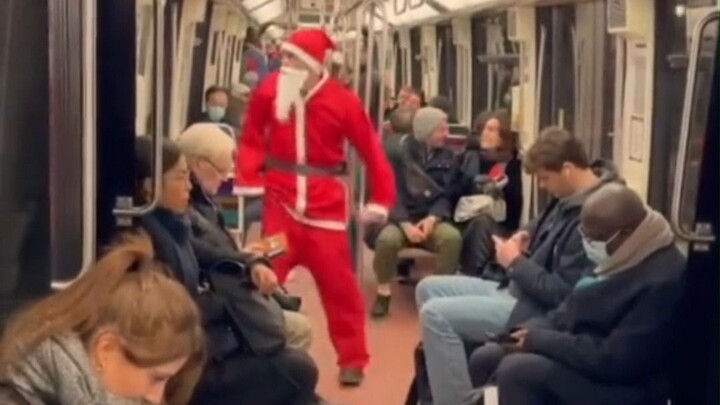 Saudara muda berbagi kisah aneh dan unik yang dia temui di metro Paris