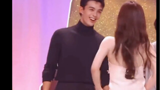 [Wu Lu Ke Escapes Mixed Cut] Quá tuyệt vời! Wu Lei, bạn có thể tránh máy ảnh?