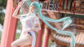 初音旗袍cos「满眼韶华一片春」 出镜@思涼poi