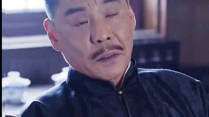 الأمير المُهان يأكل على الحساب، لكن المالك هو من خُدع في حانة الخمر القديمة!