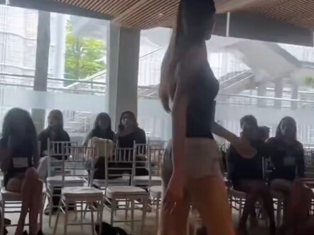 Is this what a natural-born talent looks like? Her waist is already as tall as the judges’ heads.