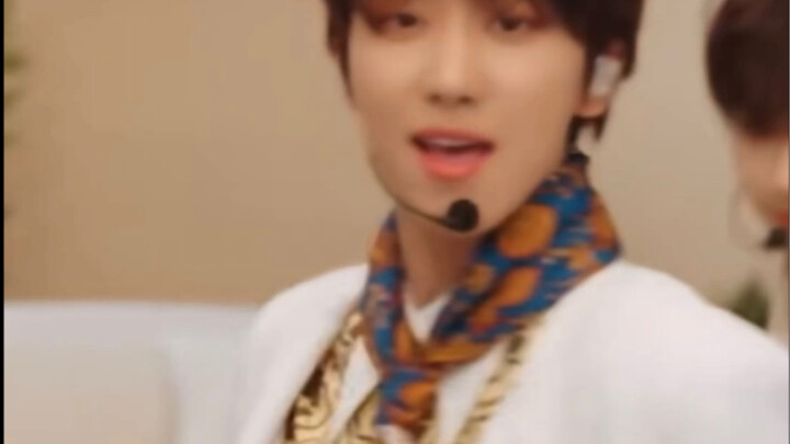 غريب جدًا، هيا نكررها مرة أخرى!