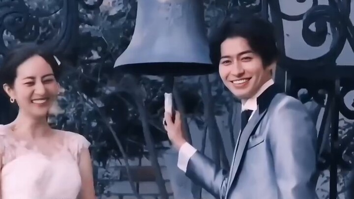 แฟนๆ ญี่ปุ่นในที่สุดก็มีพล็อตเรื่องการเดินทางในหนังสือแล้ว?! ตัวประกอบชายที่เป็นเป้าหมายในหนังสือกลย