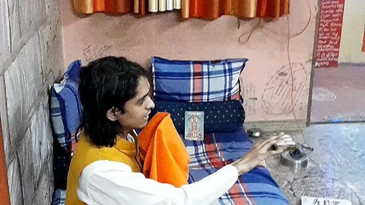 charudutt thorat topic related videos , images , pictures , life story , education, literatures, boo