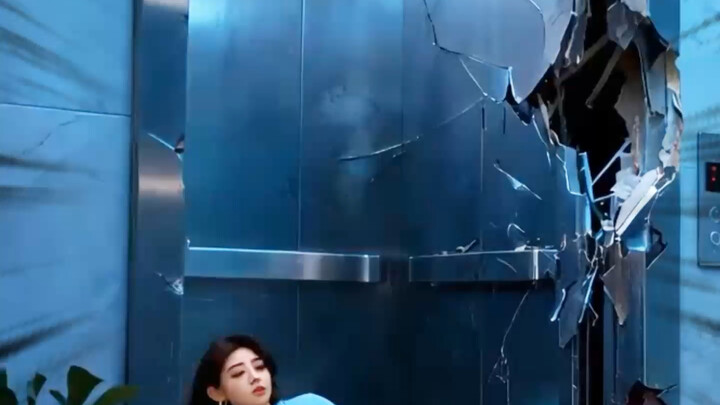 قوانين الحفاظ على الحياة الثمانية الجديدة في المصاعد!