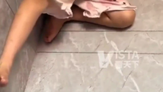 这么光的墙壁也能爬