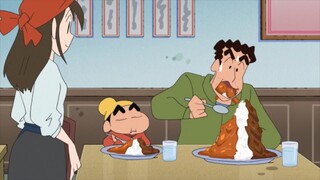 [Crayon Shin-chan] Makan nasi kari yang ekstra besar. Aroma kari yang kaya pedas dan harum membuat A