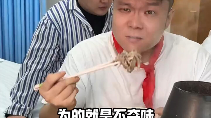 أنا أحب تناول الـهوغوو أكثر من أي شيء آخر!