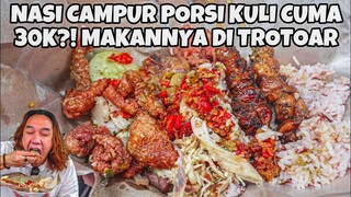 VIRAL! RELA ANTRI 2JAM BUAT NASI CAMPUR AYAM MANA MAKAN NYA DI TROTOAR