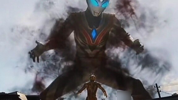 Melihat Ultraman raksasa. Siapa yang paling tampan? "Ultraman Max