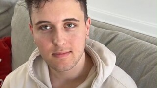 夫妻两人玩选择游戏，但是每次都完美避开正确答案