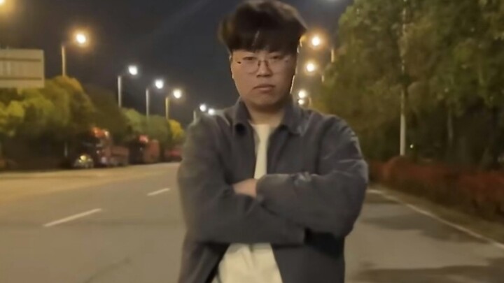 I hastily made a狂魔哥-style driving test video for Subject Three; the initial delay is a bit long.