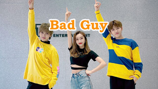 Nhảy cover "Bad guy" trong phòng tập