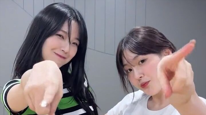 【fromis_9】230616 Kim Chae-hyun, Baek Ji-heon thử thách #menow thử thách btc~