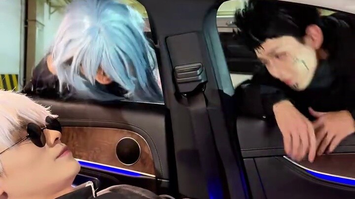 I was sleeping when I was suddenly beaten by Sukuna.