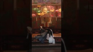 VƯƠNG GIA  ĐANG  ĐANG TÌNH TỨ, THÌ BỊ PHÁ ĐÁM