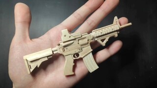 Jangan membuang es loli kering setelah makan untuk membuat model m4A1