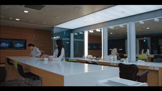 这个角色她真的演的很好 让人觉得她就是那个阳光灿烂大大方方的罗柳悧