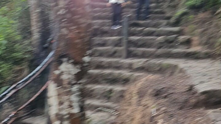 terjatuh di bukit sikunir