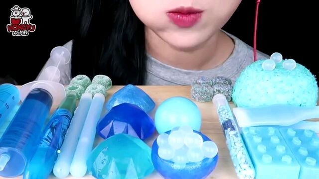 CRISP FROZEN CANDY MUKBANG| ASMR