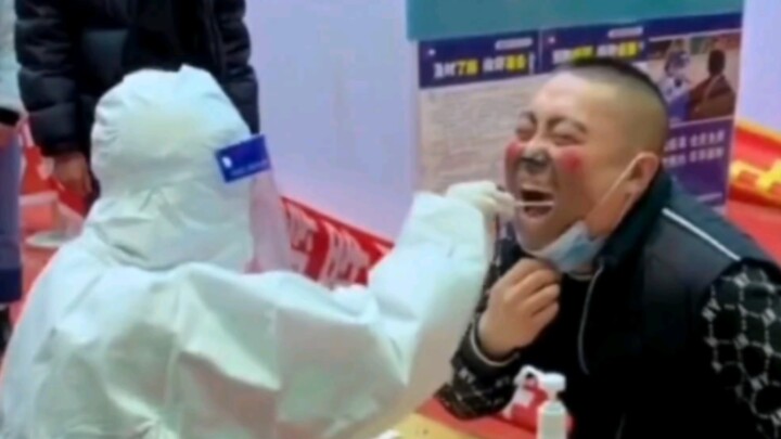 I usually don’t laugh unless I can’t help it (crying with laughter~)