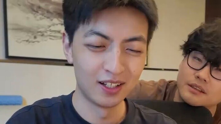 เราเรียกร้องพี่น้องที่ดีของเรามากเกินไปหรือเปล่า?