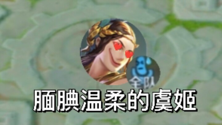 Rekan tim menatap mikrofon yang bergetar hebat dan putus asa...