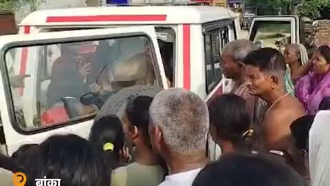 बिहार के बांका जिले के बेलहर थाना क्षेत्र से दो नाबालिग सहेलियों की आपस में शादी रचाने की घटना सामने