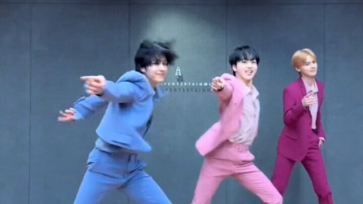 【cravity】Khi các fan Lae thử thách nhảy Groovy với cường độ vũ đạo 414% 100% 9%, 840 bạn đừng cười c