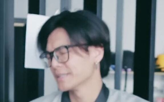 Cukup beruntung sekarang kalau tidak lulus ujian tidak akan terjadi apa-apa, kalau tidak... Tapi mem