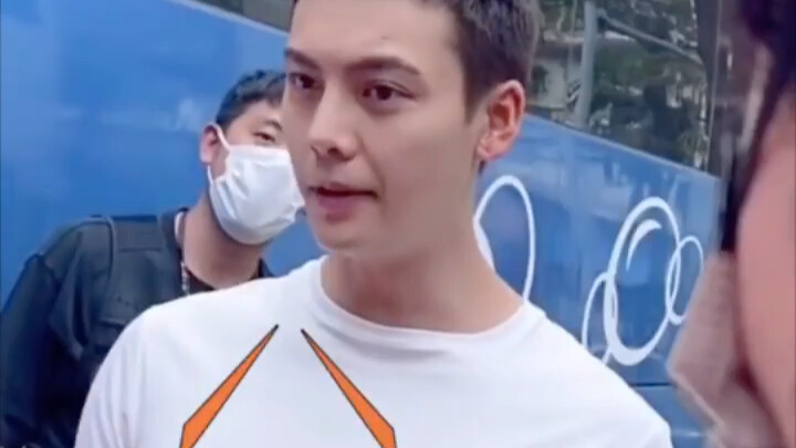 Male celebrities, please take good care of yourselves! Female fan: With a body this amazing, why won