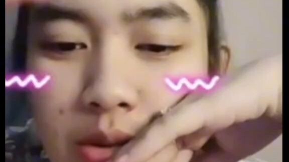 awek kentut 💨💨💨💨