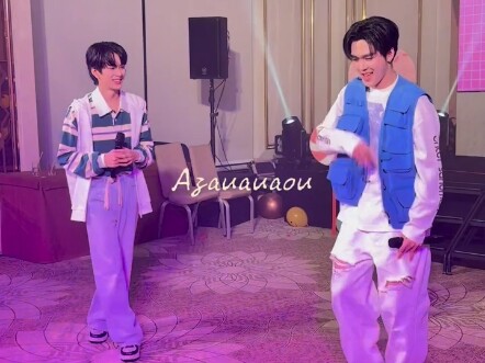 【Auausave】ร้องเพลงไอดอล lp ได้แบบนี้ไม่คว้าเลยเหรอ?! แฟนคลับตัวน้อยส่งเสียงเชียร์กันสนั่น