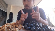 ASMR EATING SOUNDS - BLUEBERRIES & WALNUTS