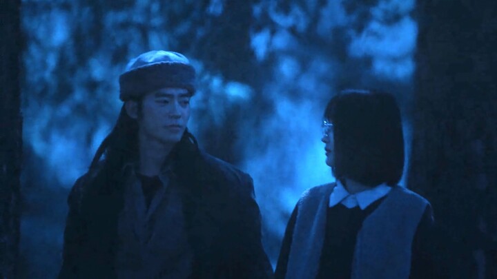 “月光下，你与我诉说心意"