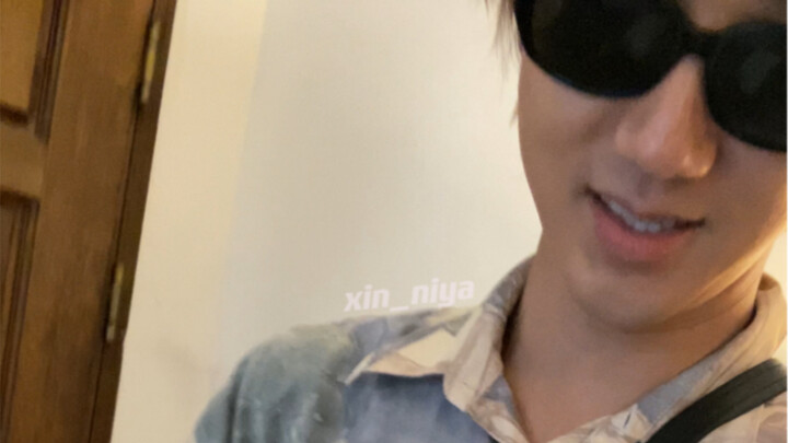 After running into Kim Jong-woon today, I went completely brain-dead hahahahahahahaha!